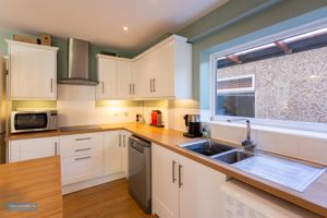 Kitchen- click for photo gallery